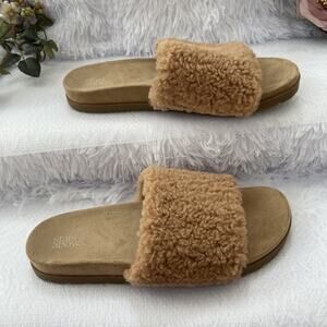Stars Above 10 Faux Shearling Slide‎ Slippers Beige Cozy Plush Women’s Sandals